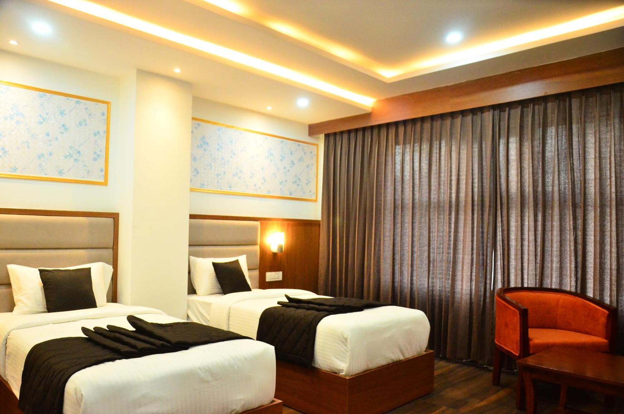 Hotel Eyrie Nest Bangalore Exterior foto
